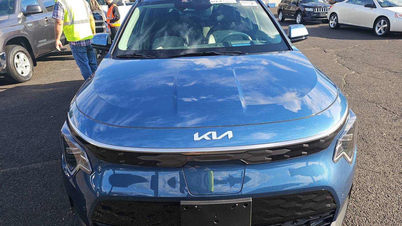2024 kia niro ev wave