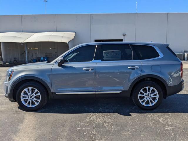 2022 kia telluride lx