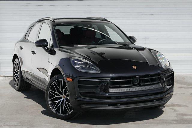 2024 porsche macan base