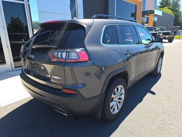 2022 jeep cherokee latitude lux