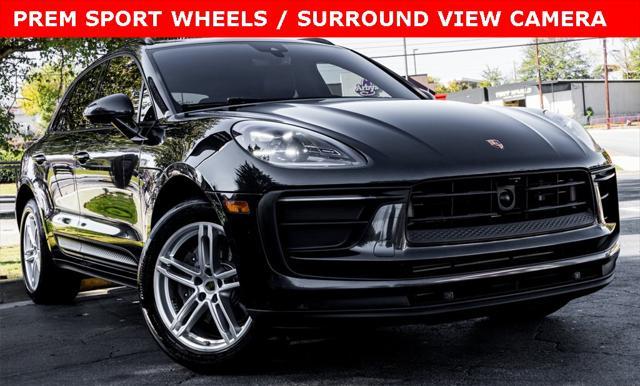 2022 porsche macan base