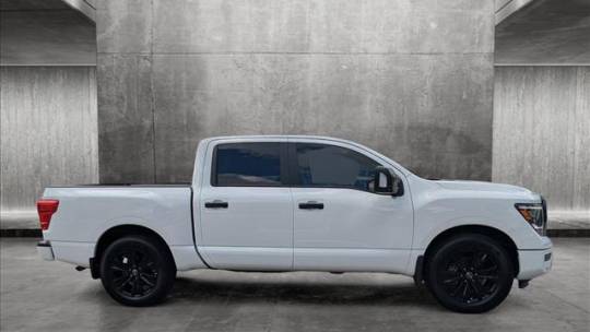2023 Nissan Titan