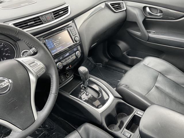 2016 nissan rogue sl