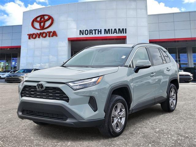 2023 toyota rav4 xle