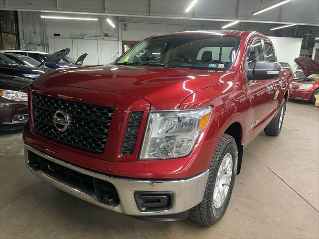 2019 nissan titan sv