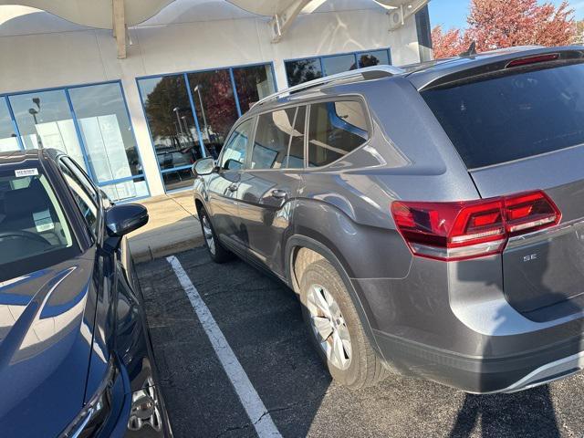 2018 volkswagen atlas 2.0t se w/technology