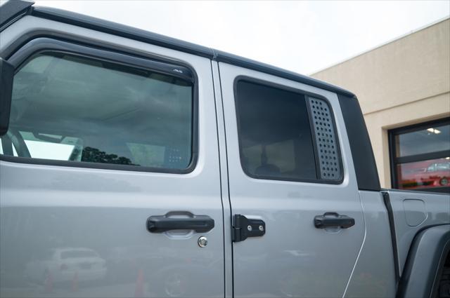 2020 jeep gladiator sport s