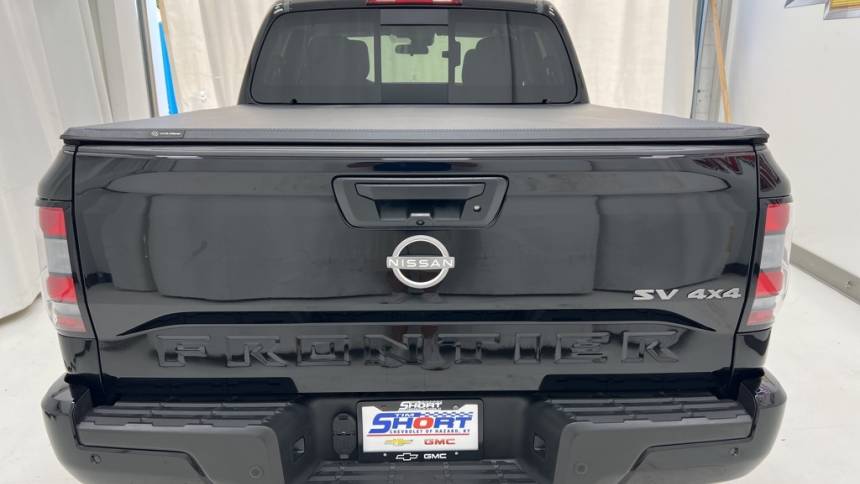 2023 nissan frontier sv