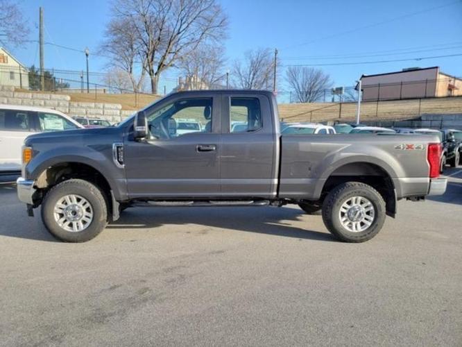 2017 ford f-250 super duty xlt 4x4 xlt 4dr supercab 6.8 ft. sb pickup for sale in greenfield, massachusetts