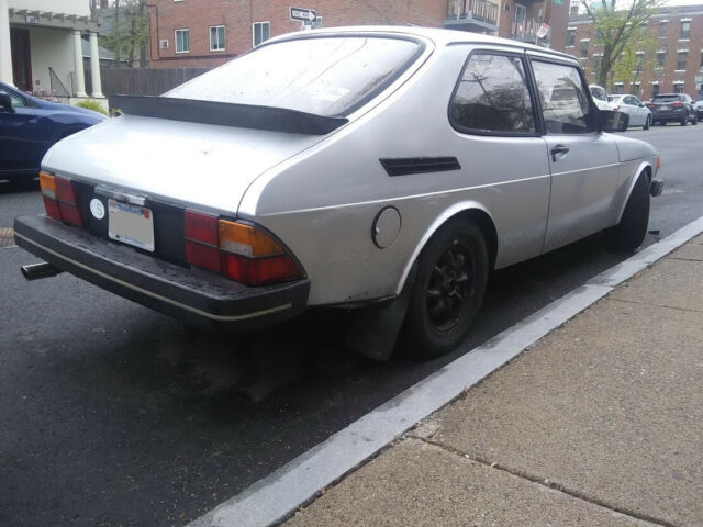 1985 saab 900