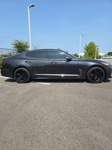 2020 kia stinger gt-line