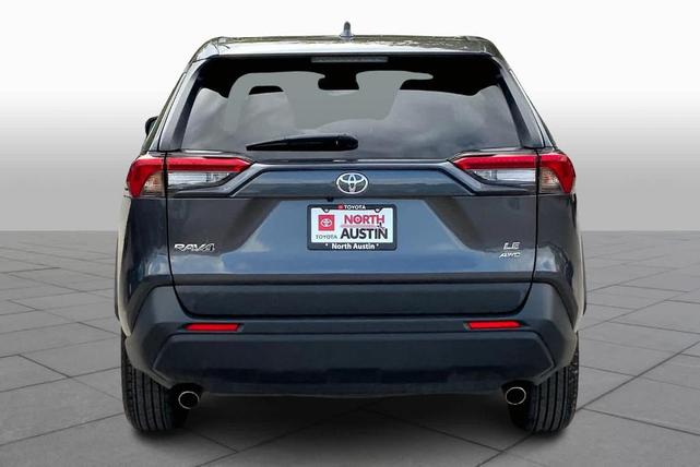 2024 toyota rav4 le