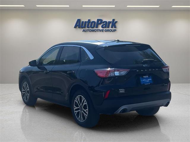 2022 ford escape sel