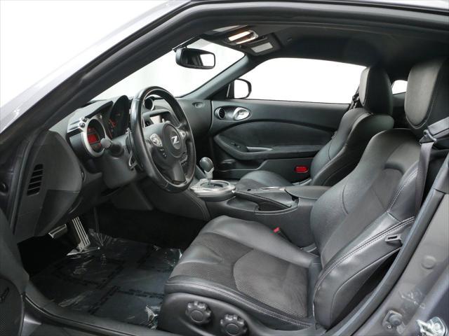 2020 nissan 370z sport touring