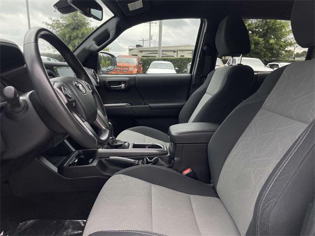 2022 toyota tacoma trd sport