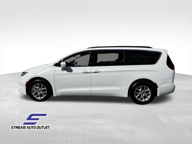2022 chrysler pacifica touring l