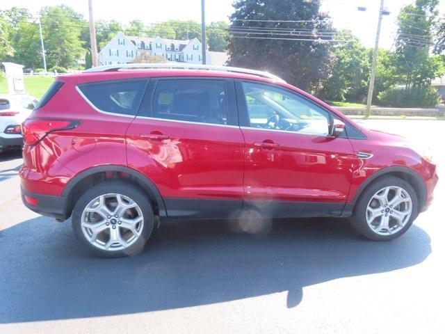 2019 ford escape titanium
