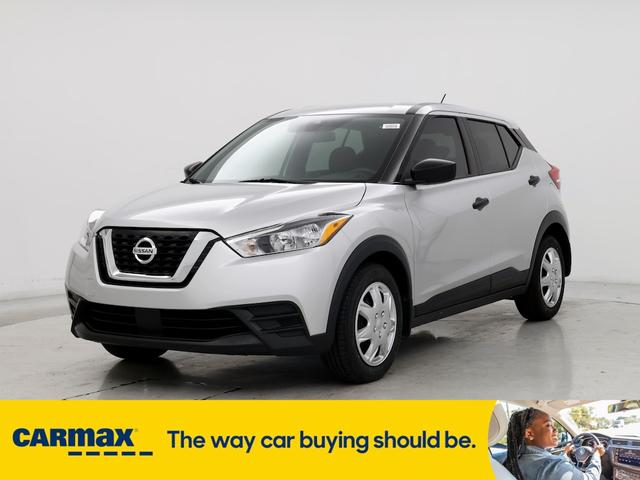 2020 nissan kicks s