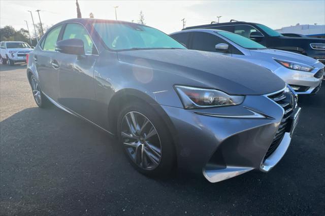 2019 lexus is 300 base