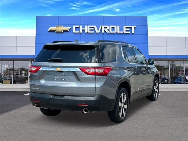 2021 chevrolet traverse lt leather
