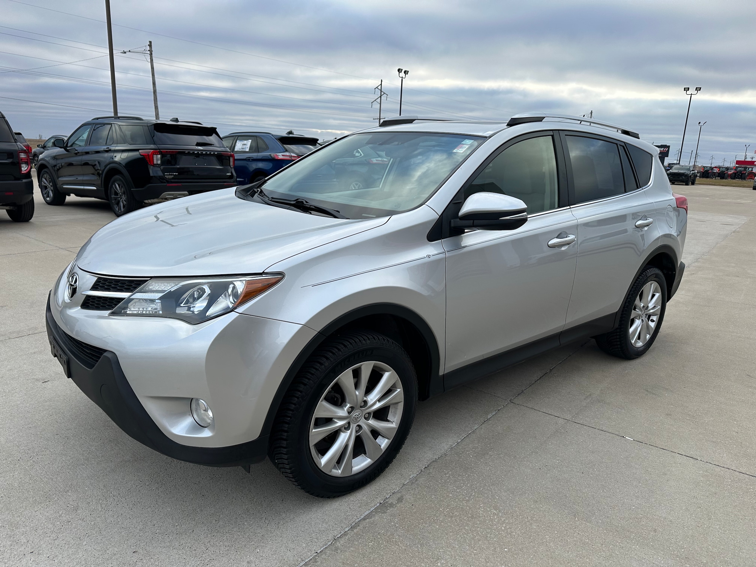 2013 toyota rav4