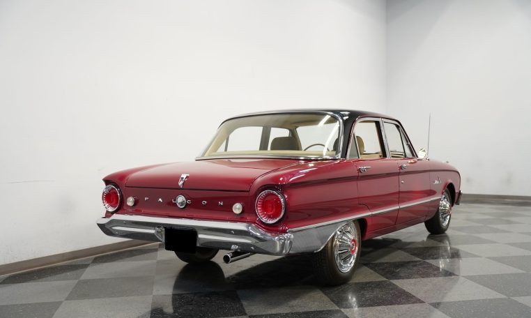 1962 ford falcon sedan