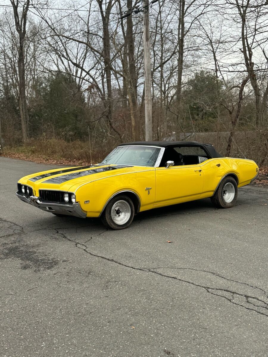 1969 oldsmobile cutlass s convertible yellow rwd automatic