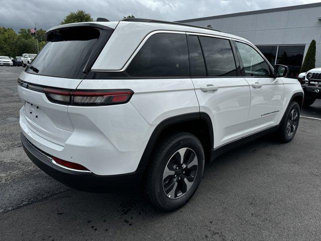 2024 jeep grand cherokee 4xe base
