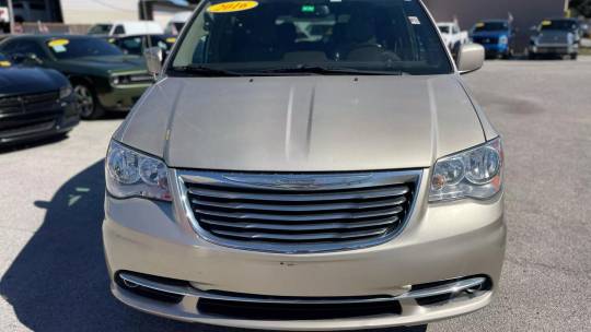 2016 Chrysler Town & Country