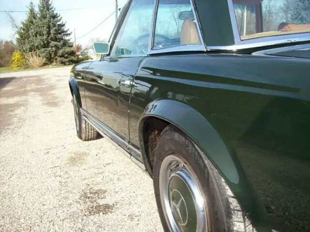 1971 mercedes bennz 280sl. one owner. very good condition