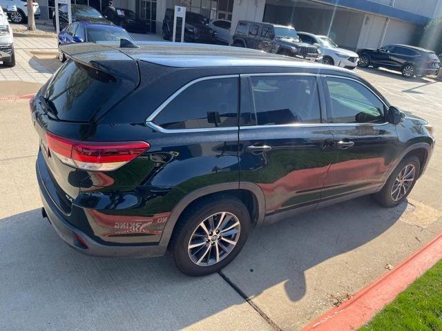 2019 toyota highlander xle