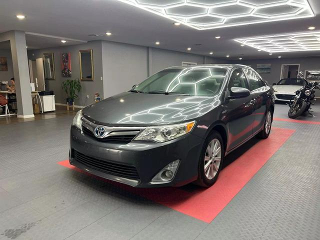 2012 toyota camry hybrid xle