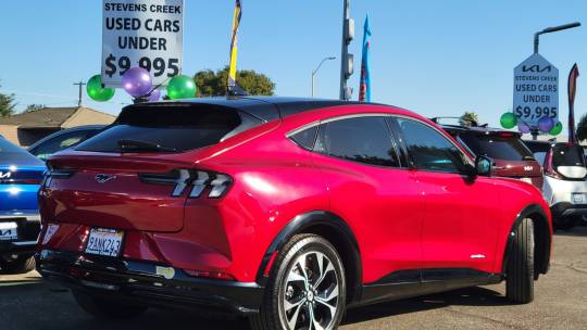 2022 Ford Mustang Mach-E