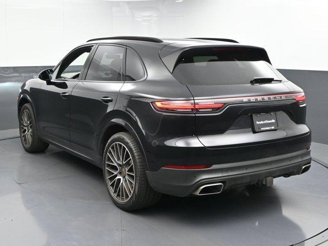2021 porsche cayenne base