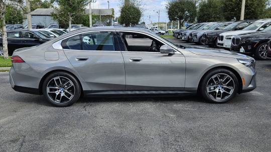 2025 BMW i5
