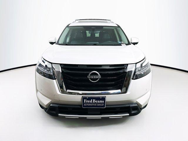 2023 nissan pathfinder sl