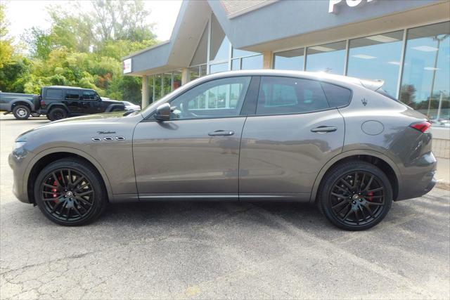2023 maserati levante modena