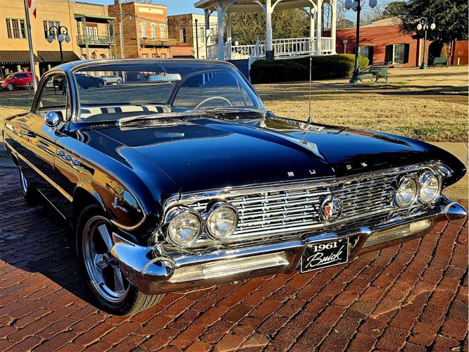 1961 buick lesabre in gilmer, texas