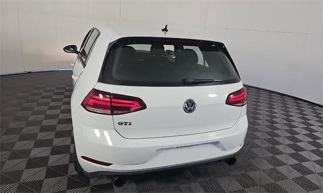 2018 volkswagen golf gti 2.0t s 4-door