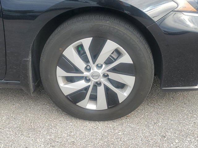 2024 nissan altima s fwd