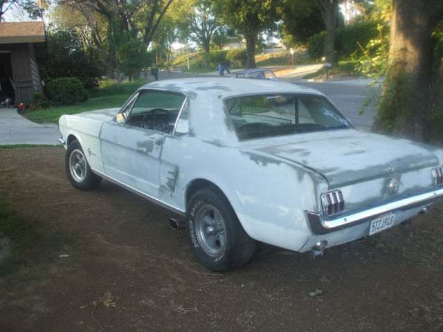 1966 ford mustang v8 3 speed manual