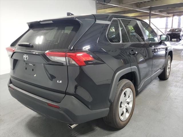 2023 toyota rav4 le