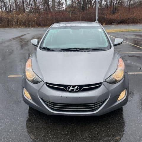 2012 hyundai elantra in laurence harbor, new jersey