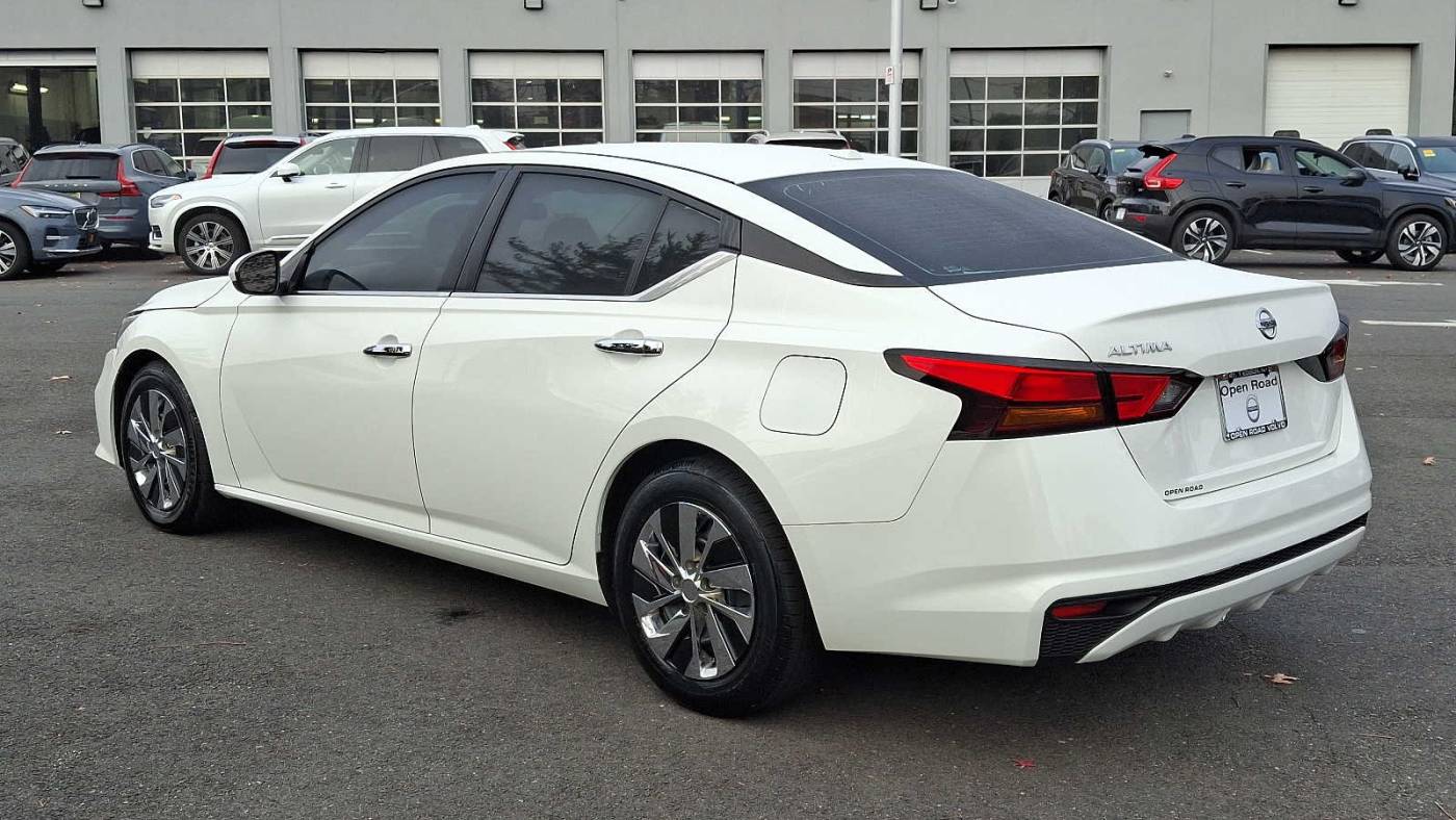 2019 nissan altima 2.5 s