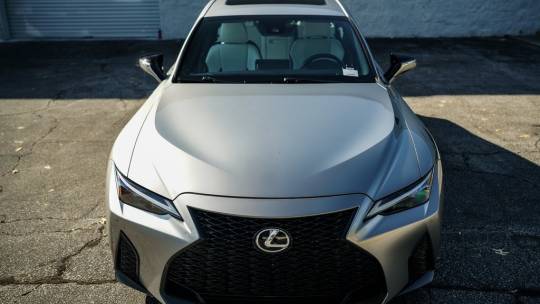 2022 Lexus IS
