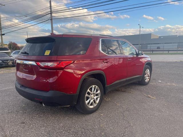 2018 chevrolet traverse lt cloth