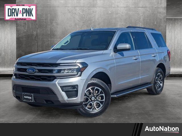 2022 ford expedition xlt