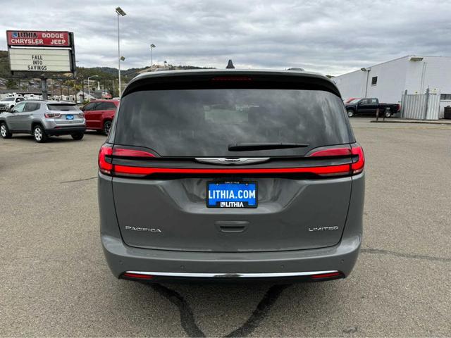 2023 chrysler pacifica limited