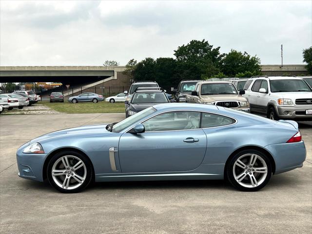 2007 jaguar xkr base