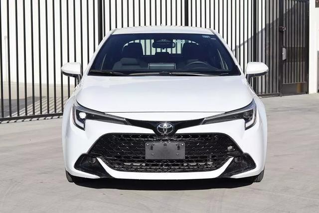 2024 toyota corolla hatchback se